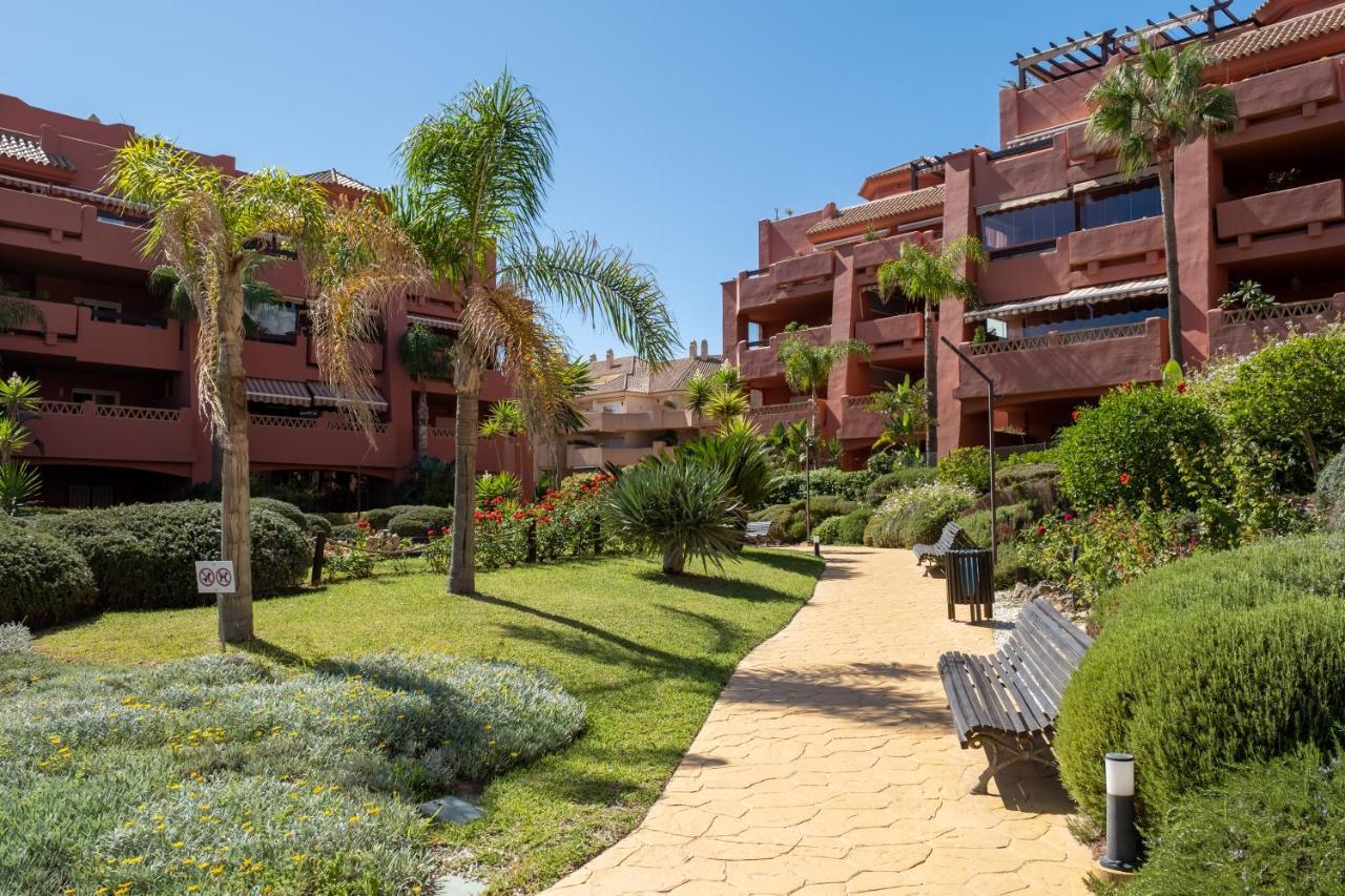 Sea View Apartment Торрокс-Коста Экстерьер фото